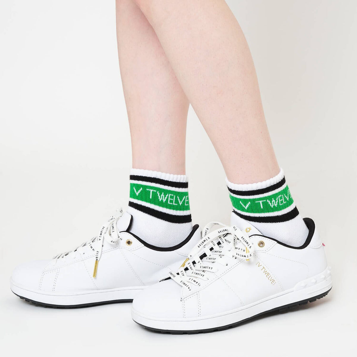 V122520-AC04  BG MID SOCKS WOMEN